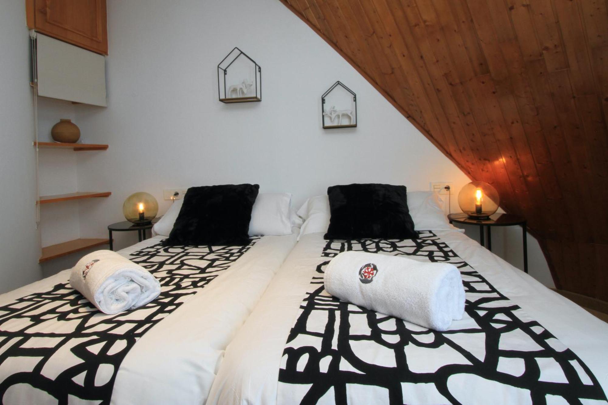 Inside Plaza Sierra Nevada Apartment Phòng bức ảnh
